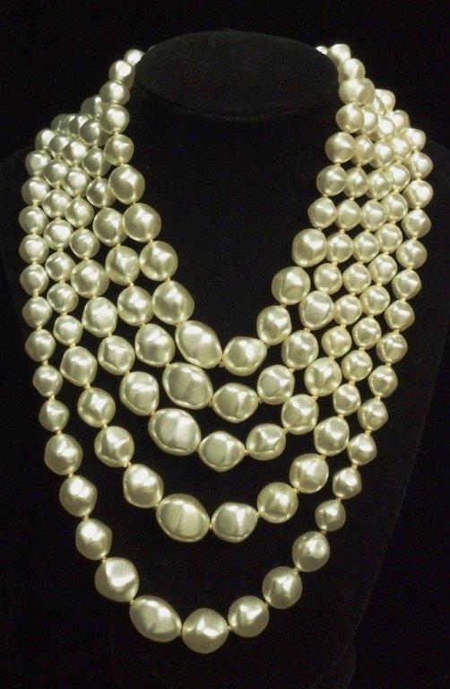 Stage Necklaces and Earrings Jewelry for Womens - American Costumes Las Vegas