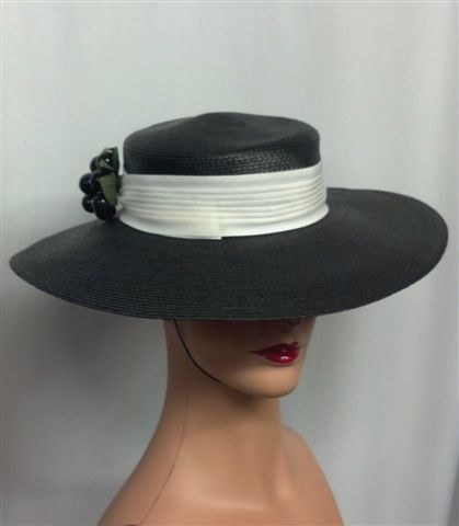 Vintage Women’s Hats - American Costumes Las Vegas